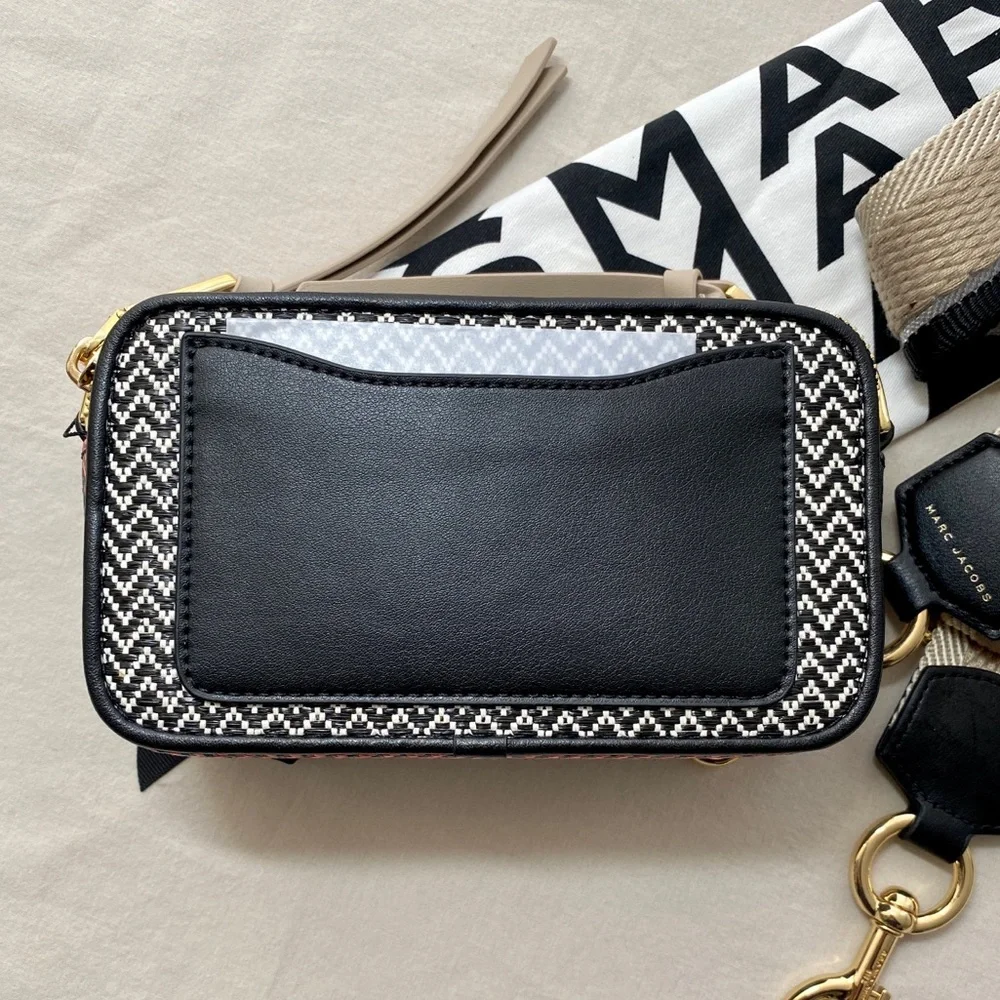 SOLD Marc Jacobs The Mixed Media Snapshot Crossbody Bag - Black - Picture 4 of 10